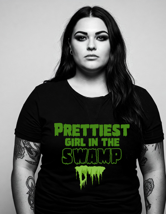 Prettiest girl in the SWAMP Horror Movie T-Shirt Goth Gothic T-Shirt Cotton Unisex